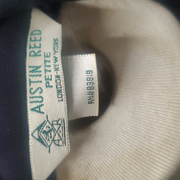 WOMEN Austin Reed Petite Double Breasted Navy 100% Worsted Wool Navy Blazer 10 - Picture 8 of 16